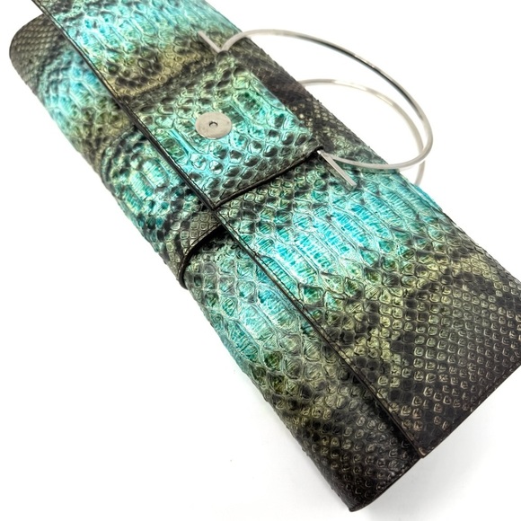 Ferragamo Exotic Python Ring Clutch – Rare Collector’s Piece - Picture 14 of 14